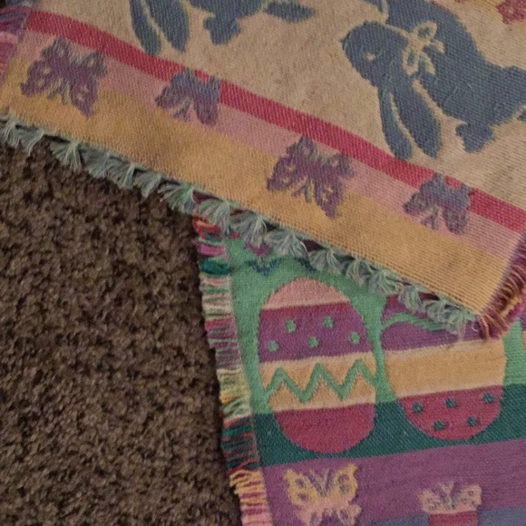 Woven Easter Table Runner - Picture 5 of 5